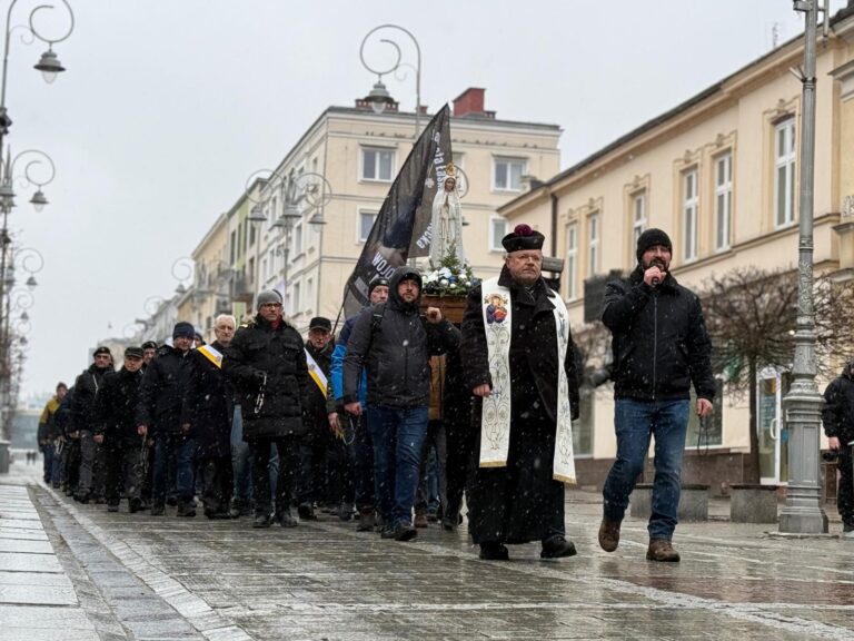 Męski Różaniec w Kielcach